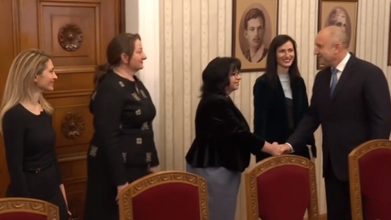 Президентът Румен Радев започна консултациите за съставяне на кабинет с