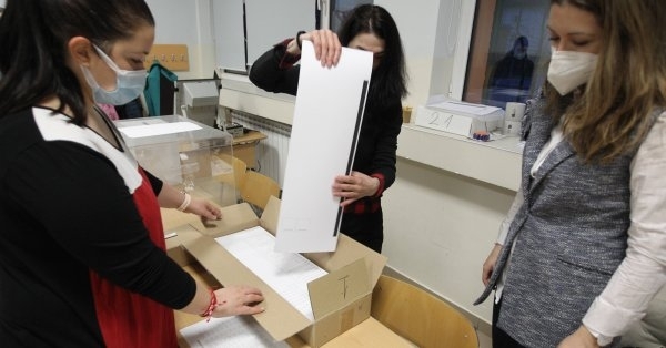 Безпрецедентна избирателна активност в градовете Инсбрук и Залцбург в Австрия