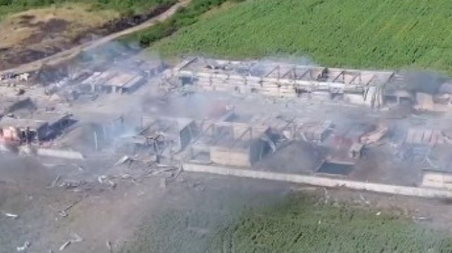 Открити са две силно обгорели тела в складовете в Елин Пелин в