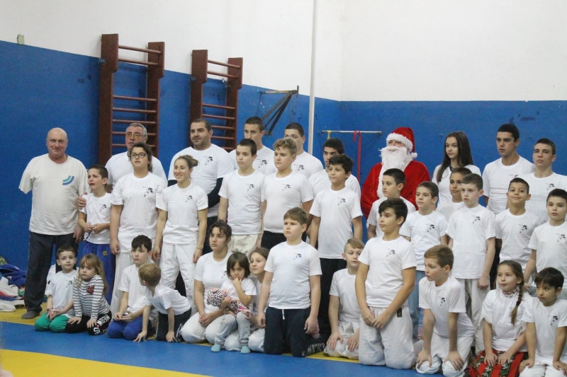 На традиционното ежегодно коледно тържество видинският спортен клуб Борба самбо