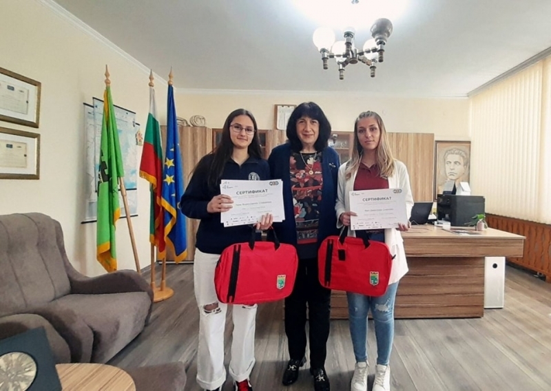 Кметът на Община Берковица Димитранка Каменова посрещна Лили Стефанова и