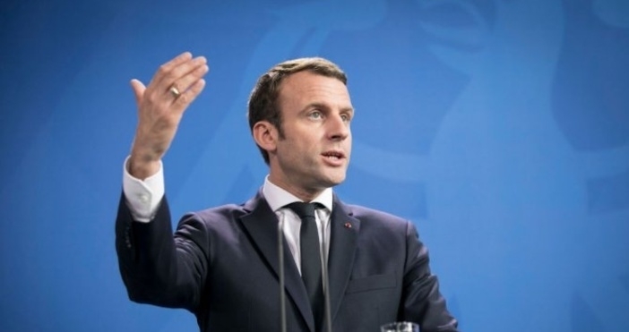Френският президент Еманюел Макрон обвини лидерите на Унгария и Полша че лъжат
