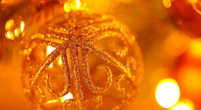 Елха от чисто злато издигнаха в Мюнхен Тя е най скъпата