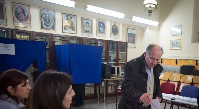 Предсрочният вот за гръцкия парламент ще се проведе на 7