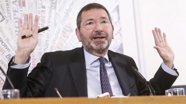 Бившият кмет на Рим Иняцио Марино беше осъден на две