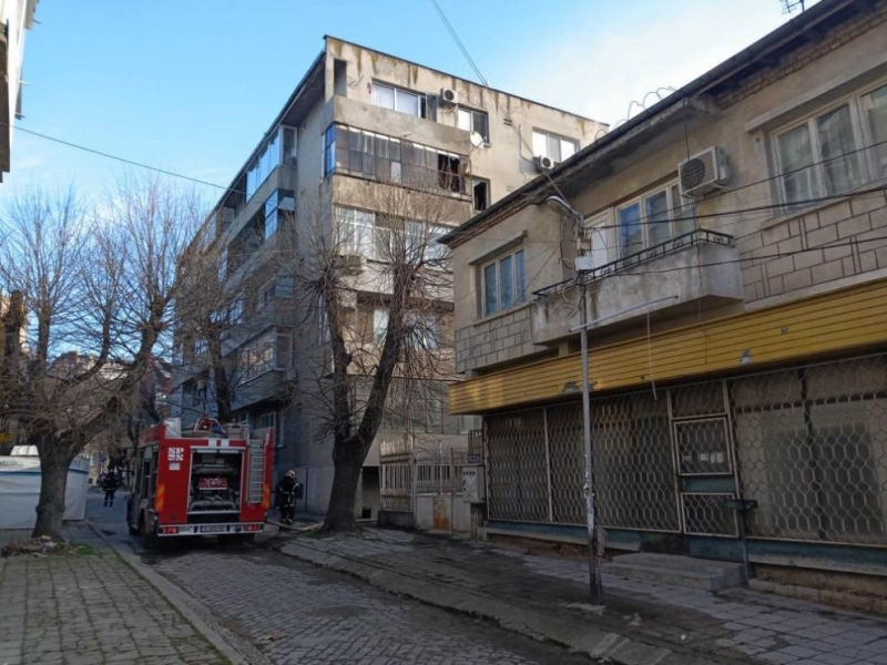 Трагедия: Мъж загина при пожар във Варна