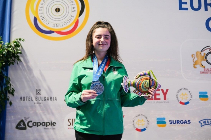 Възпитаничката на врачанския клуб по спортна стрелба Деница Тошева спечели