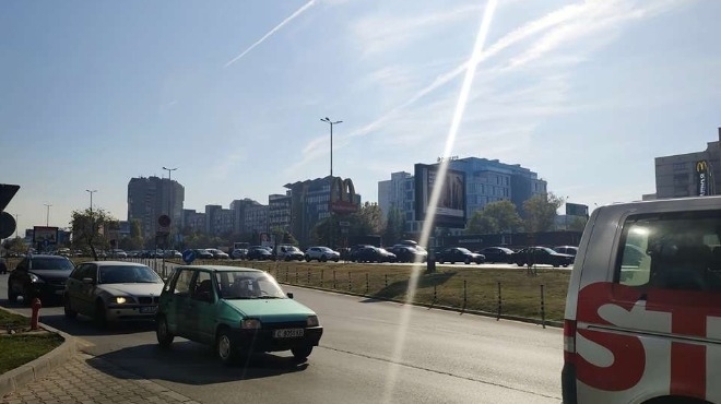Катастрофа блокира движението на булевард Цариградско шосе в посока Орлов