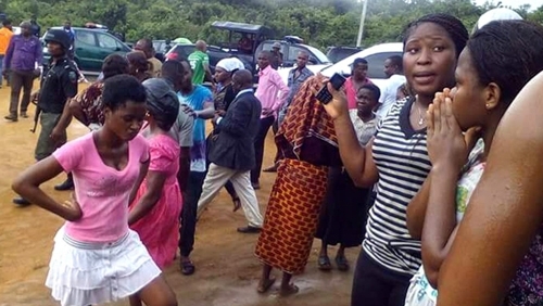 В Нигерия освободиха близо 900 деца държани в плен от