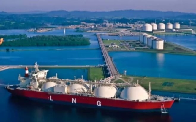 Metlen, Total и Shell ще зареждат България с втечнен газ до март