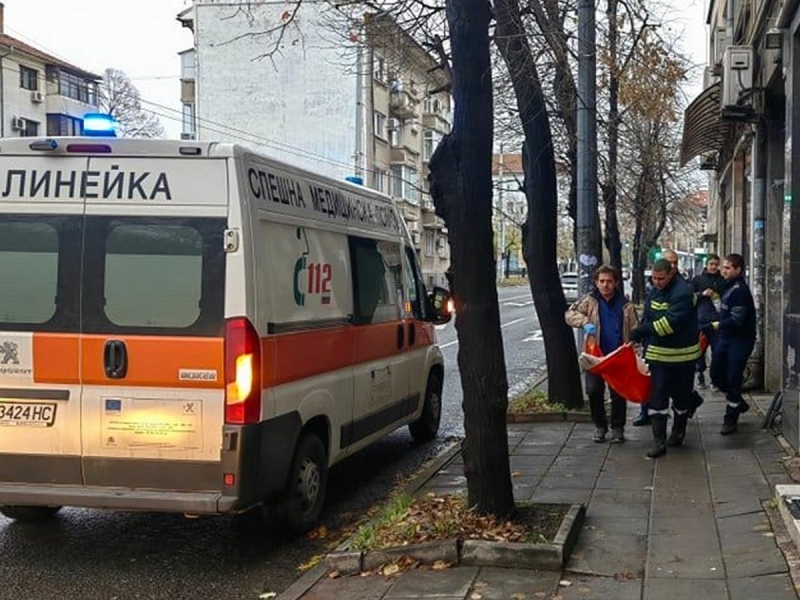 Алкохолът не прощава! Бургазлия не спря да пие две седмици и умря