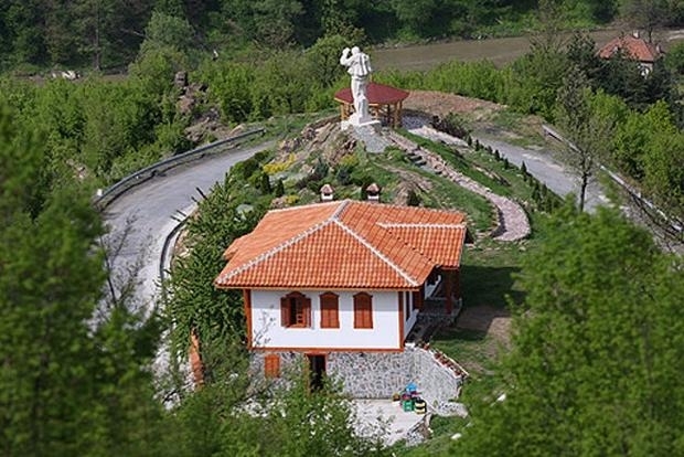 В тържествена атмосфера навръх 170 тата годишнина от рождението на Иван