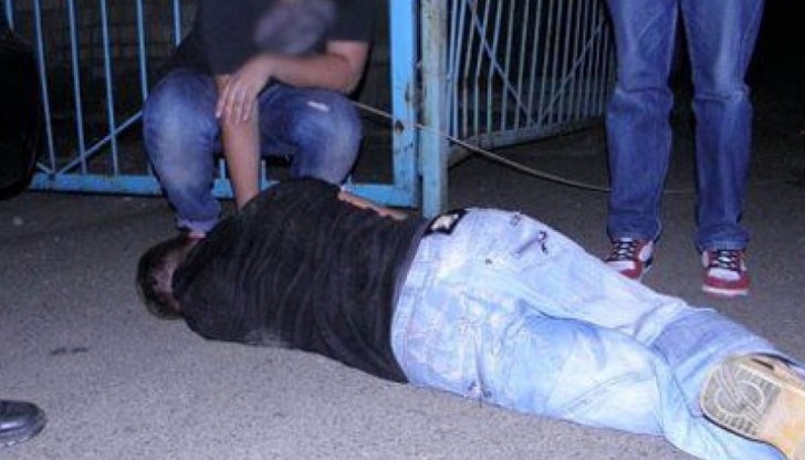 Малко преди полунощ снощи в районното управление в Роман се