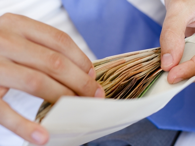 Плевен Бургас и Габрово са първенци по ръст на средните