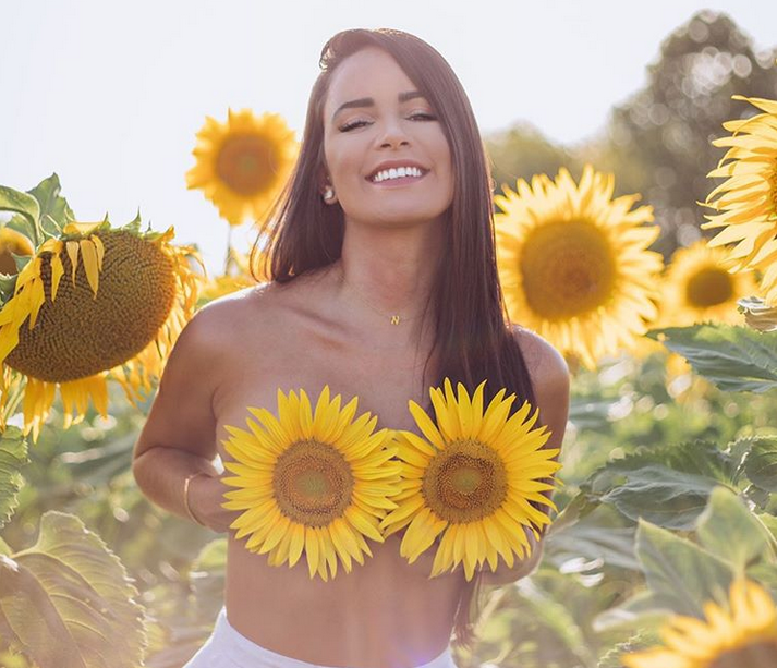 Докато Дъглас Коста все още не е наясно с бъдещето