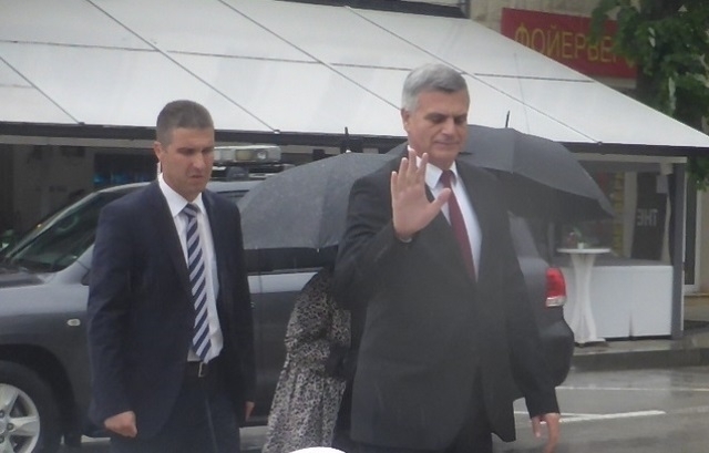 Служебният премиер Стефан Янев пристигна във Враца научи агенция BulNews