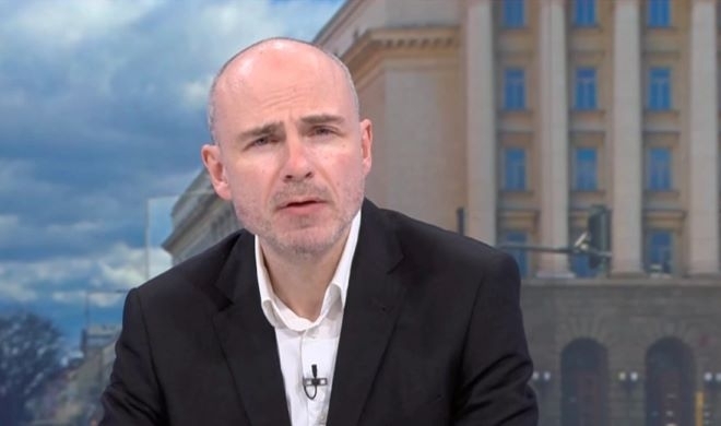 Доц. Петър Чолаков: Битката в ДПС може да окаже влияние върху цялата партийна система