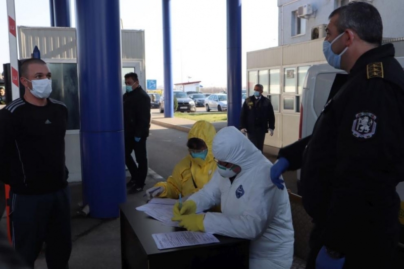 Късно снощи започна инспекцията на мостовото съоръжение и продължи в