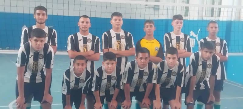 VI Коледно новогодишен турнир по футбол за деца събра над