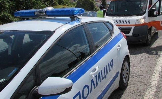 Инцидент на пътя Бус падна в дере на Петрохан съобщиха