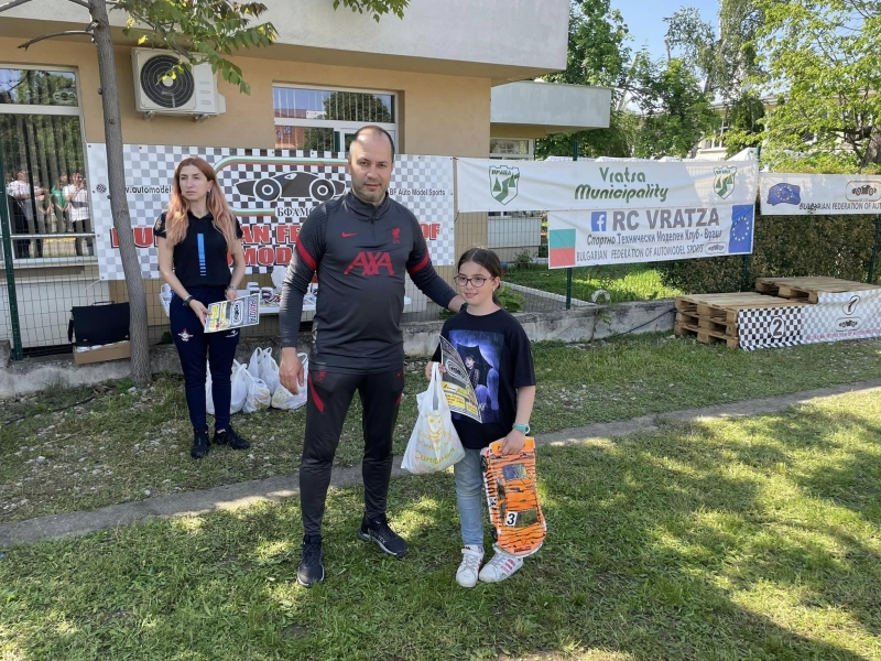 Над 50 състезатели от клубове в страната взеха участие в