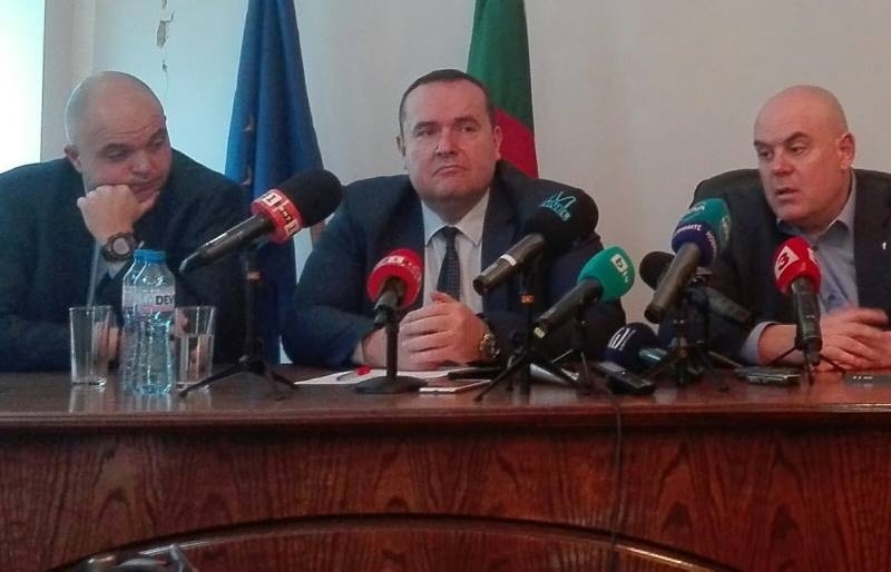 От 5 до 12 години затвор грозят Аксел Олеков който уби