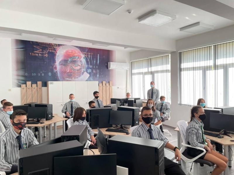 Възпитаниците на ППМГ Акад Иван Ценов Враца ще се обучават в