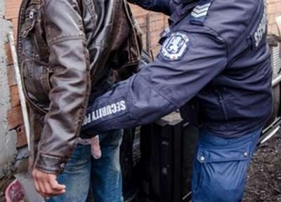 Полицията арестува пиян мъж спретнал скандал пред магазин в Мизия