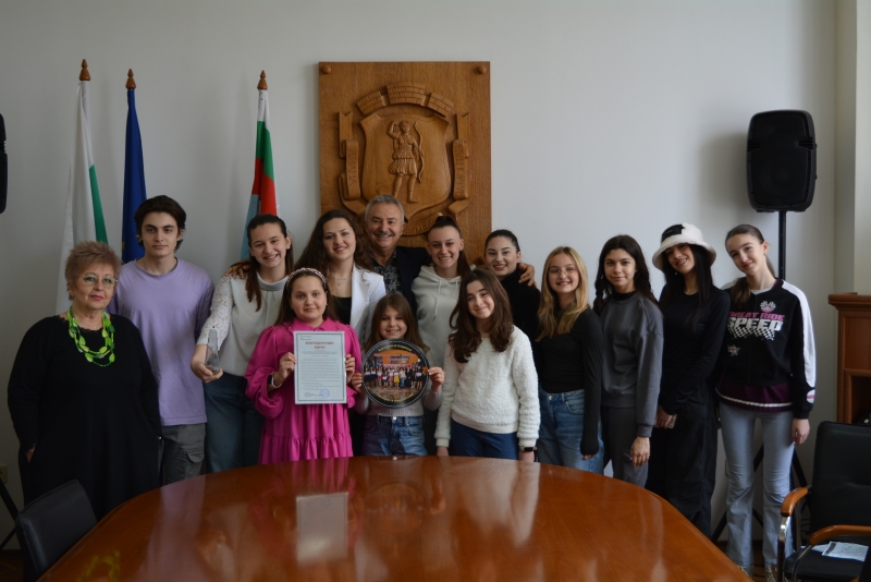 Кметът на Монтана Златко Живков поздрави талантливите деца от музикалната