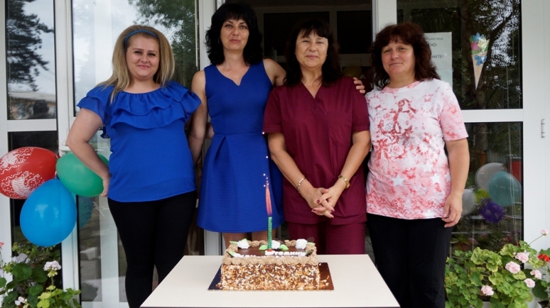 С песни и танци премина 9 я рожден ден на