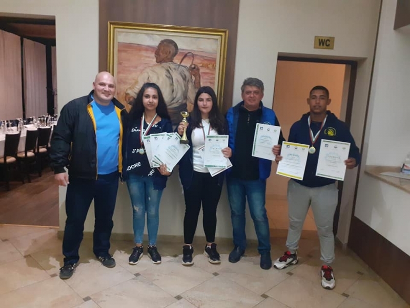 Сред мнозинство от професионални гимназии по селско стопанство сред 11