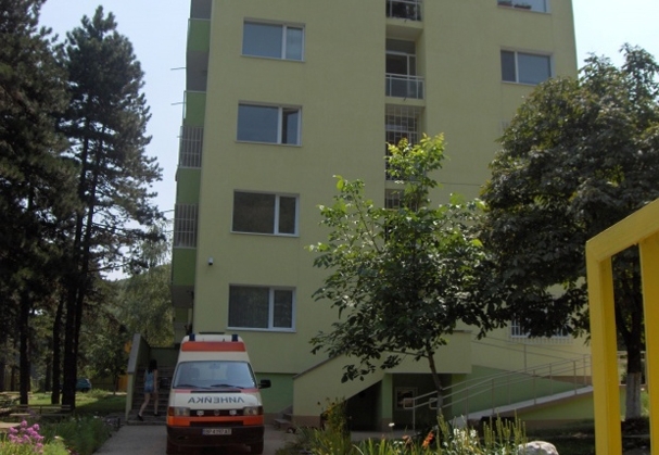 Полудял мъж заля с газ за осветление автомобил във Врачанско