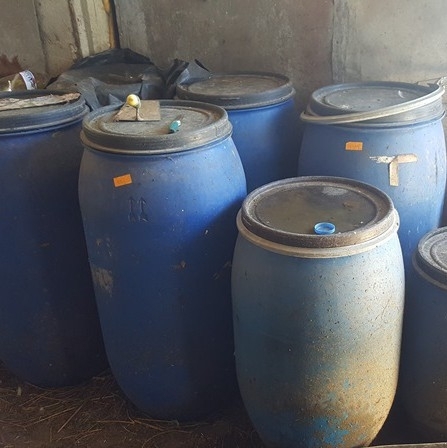 При проверка на складова база в русенския квартал Долапите инспектори