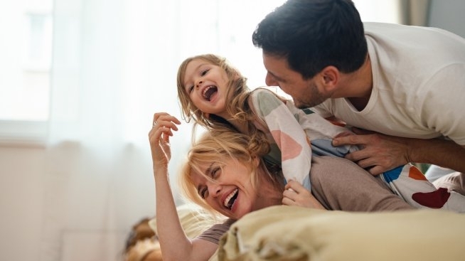 От детството до любовта: защо обичаме така, както сме били обичани