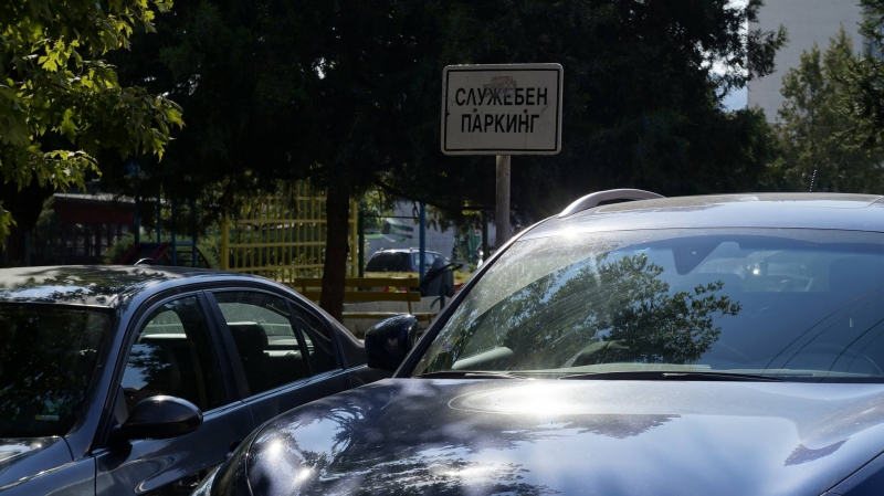 Някой жител на Мездра се е почувствал по голям от закона