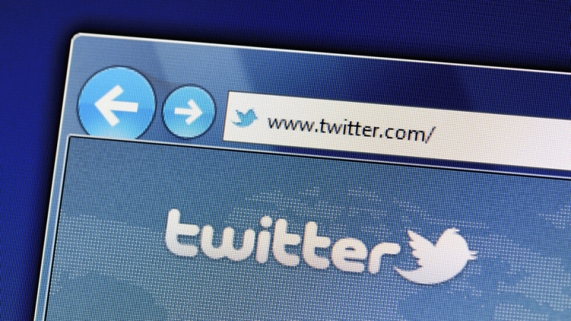 Социалната платформа Twitter е ограничила достъпа до съдържанието в профила на