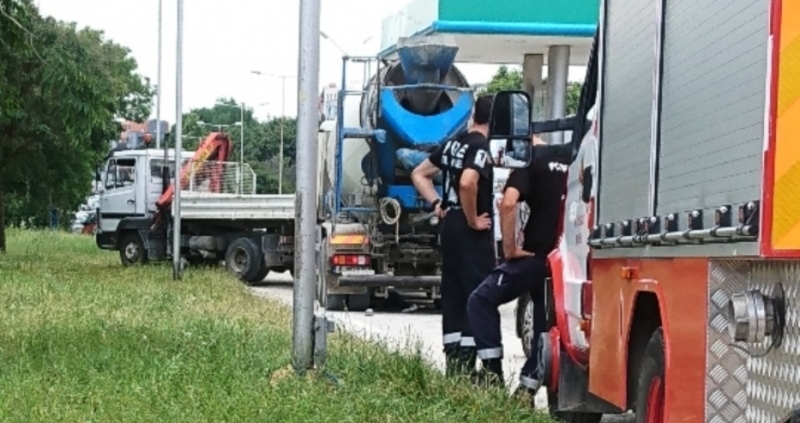 Мъж загина при инцидент с управлявания от него бетоновоз във