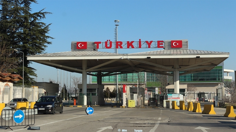 Митническите власти на ГКПП Капъкуле – турската страна на Капитан