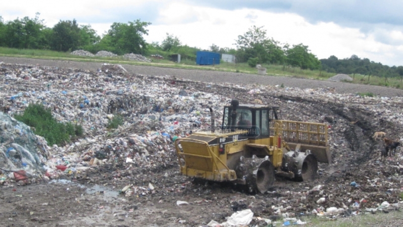 Дружеството Екопроект което управлява депото за твърди битови отпадъци между
