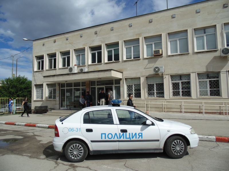 Областната дирекция на полицията във Враца отново търси банка за