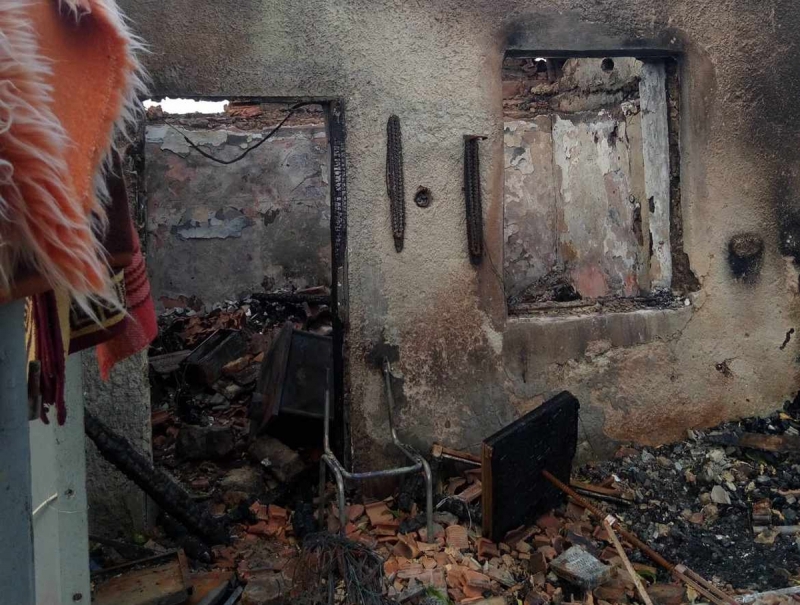 Служители на полицията в Лом изясняват причините за пожар в