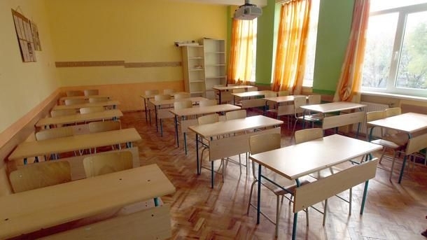 45 паралелки са одобрени в приема за 8 клас в
