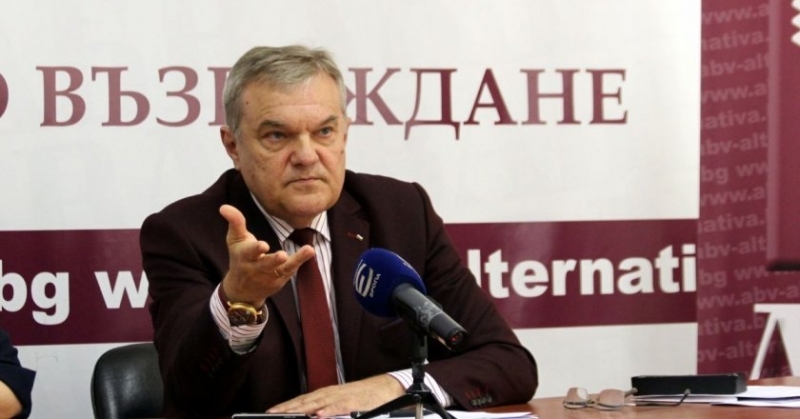 Румен Петков: Две гостенки са снимали премиера