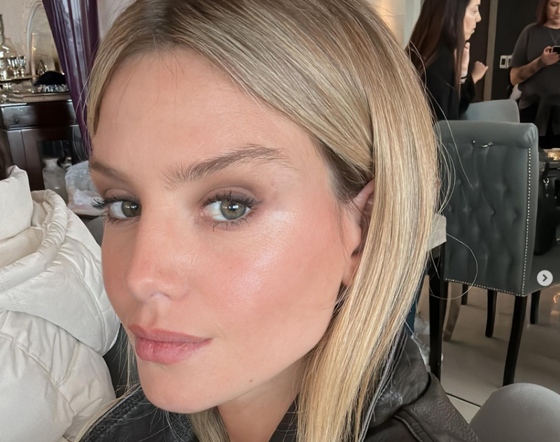 Ослепителната половинка на тенис звездата Диего Шварцман – Еухения де