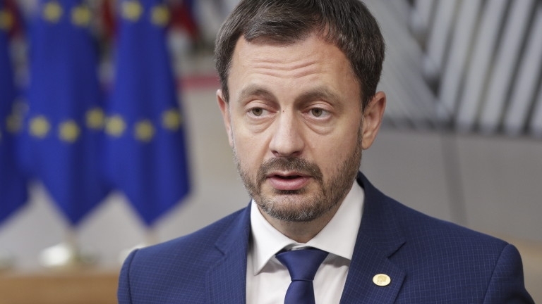 Премиерът на Словакия Едуард Хегер е бил основната мишена на