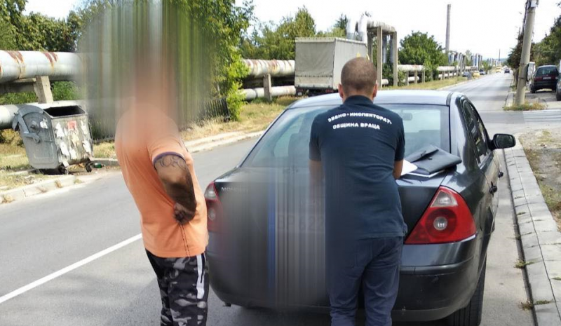 При проверка на Инспектората в района на ул Георги Апостолов