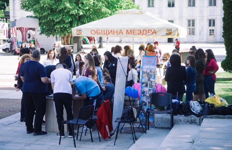 Община Мездра кани всички заинтересовани родители и ученици да присъстват