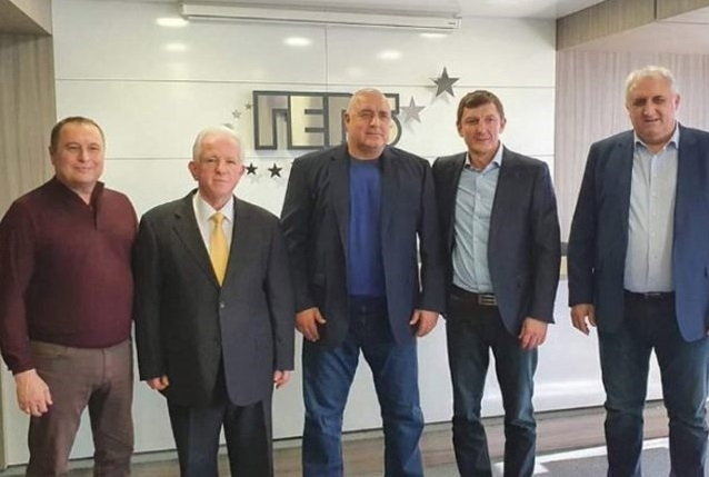 Бойко Борисов се е престрашил да похване темата Делян Пеевски