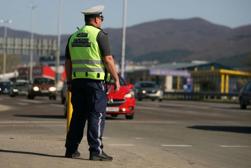 Пътна полиция предприема допълнителни мерки заради засиления трафик на транзитно