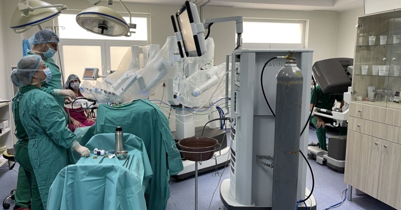 Свински бъбрек трансплантиран на човек в мозъчна смърт в САЩ